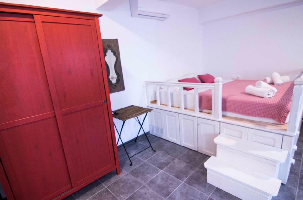 Aegli Apartments Đảo Sými Ngoại thất bức ảnh