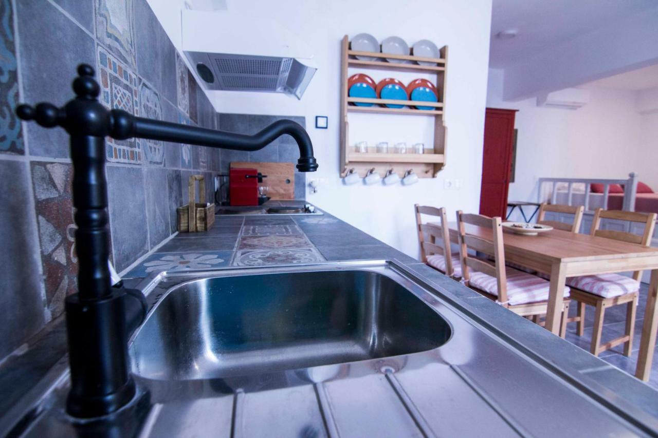 Aegli Apartments Đảo Sými Ngoại thất bức ảnh